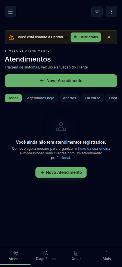 Tela Atender do Lite no celular, com a Mesa de Atendimento, botão Novo Atendimento e filtros da lista